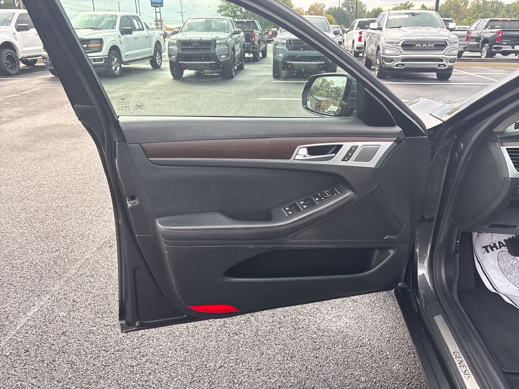 Used 2020 Gray Genesis 3.8 image 11
