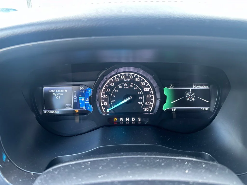 Used 2020 Silver Ford Lariat image 26
