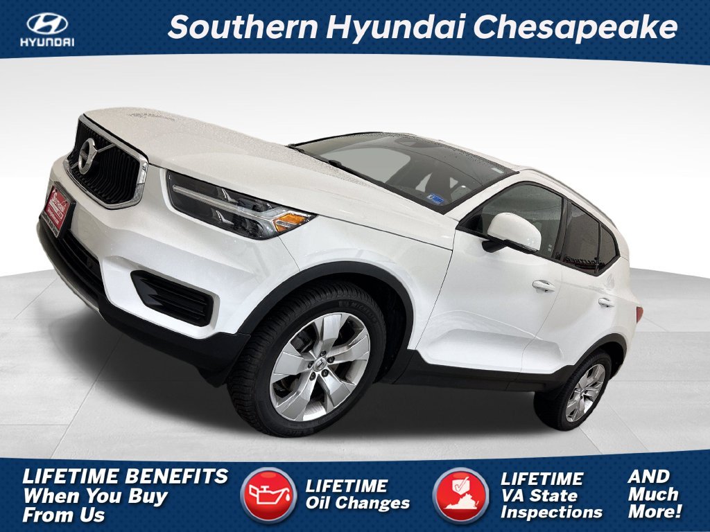 2019 Volvo XC40 Momentum