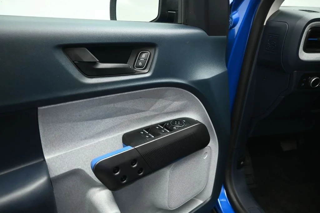 Certified Used 2026 Blue Ford XLT image 8