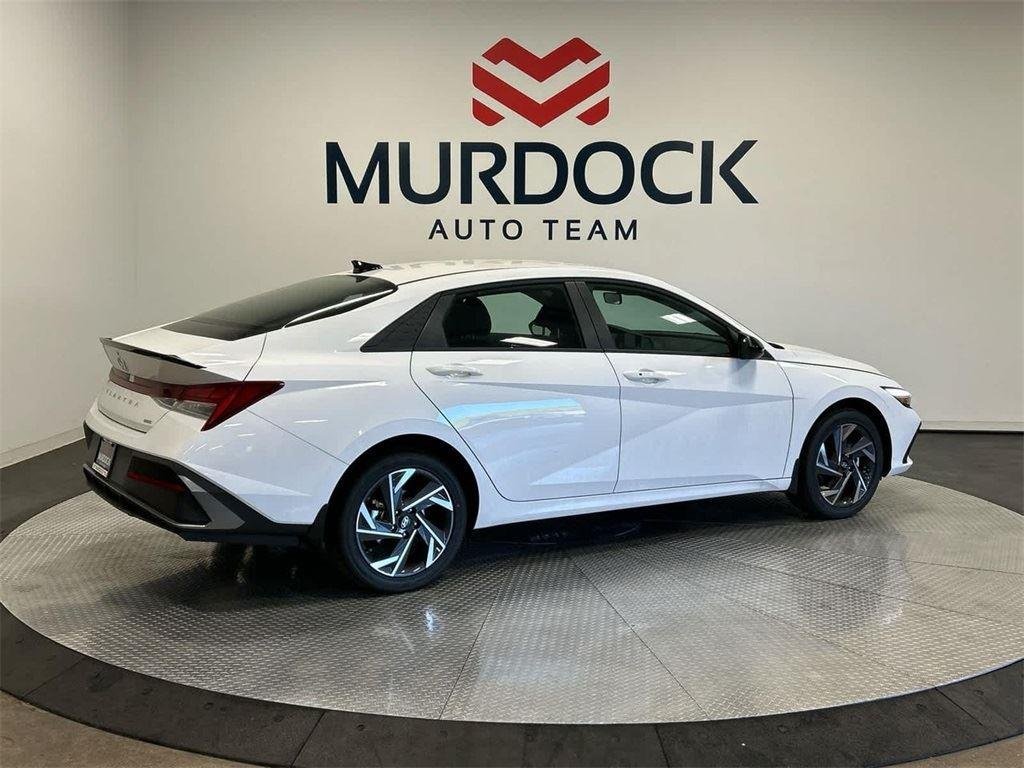 New 2025 Serenity White Hyundai SEL Sport image 16