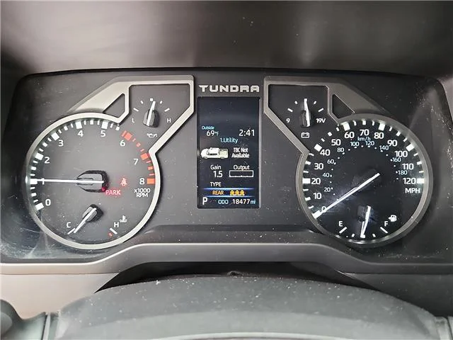 Used 2025 Celestial Silver Metallic Toyota SR5 (A10) 4x4 CrewMax 5.5 ft. box 145.7 in. WB image 15