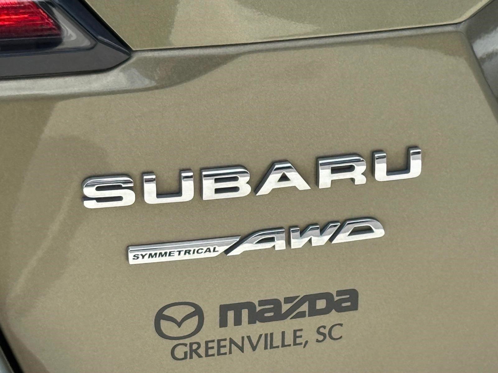 Used 2020 Autumn Green Metallic Subaru Limited image 9