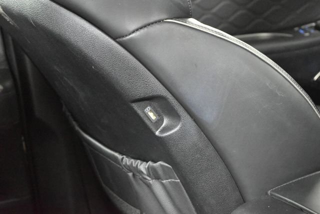 Used 2022 White Hyundai Calligraphy image 37