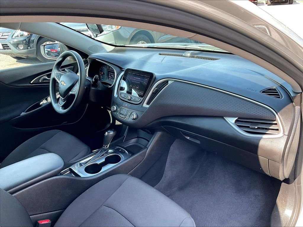 Used 2019 Silver Chevrolet LS image 14