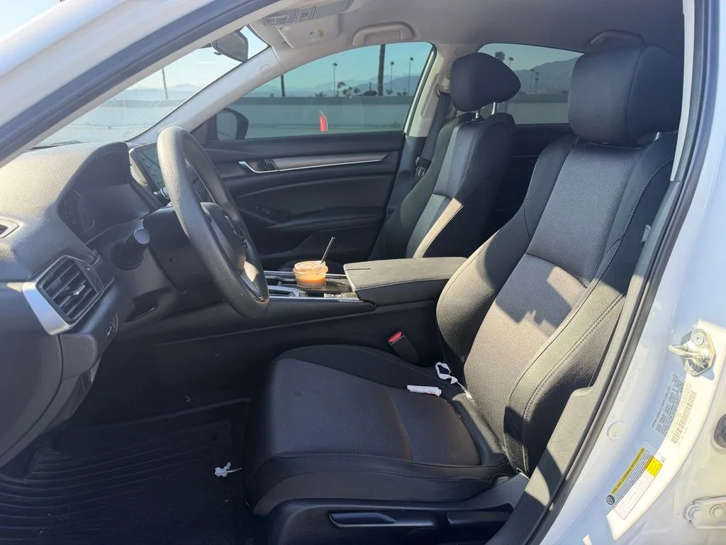 Used 2020 White Honda LX image 5