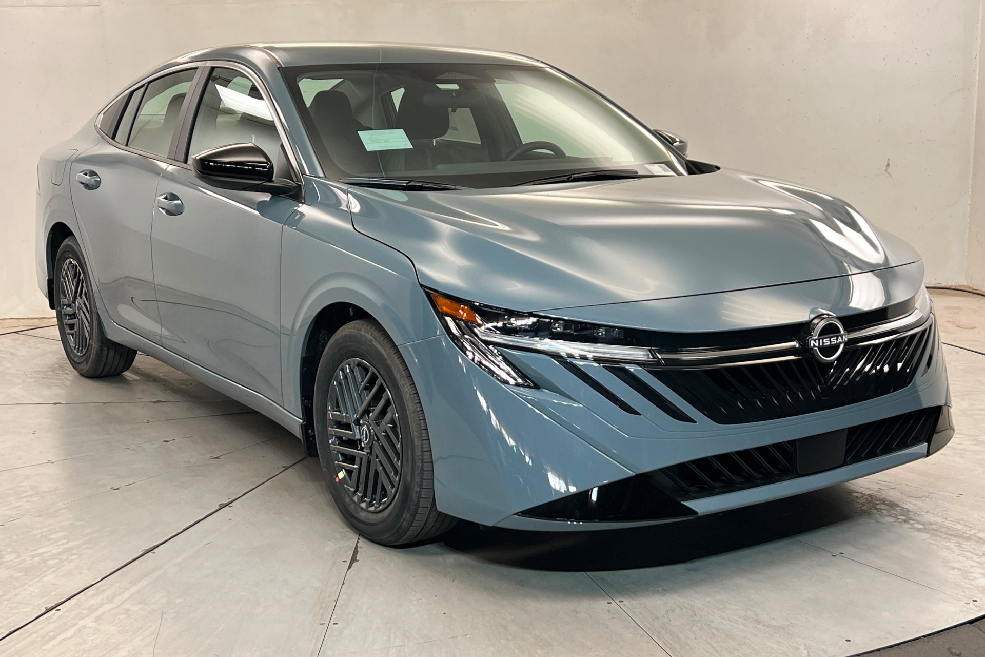 New 2027 Atlantic Gray Metallic Nissan SV image 8