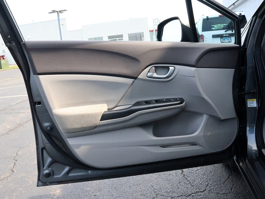 Used 2012 Urban Titanium Metallic Honda LX image 19