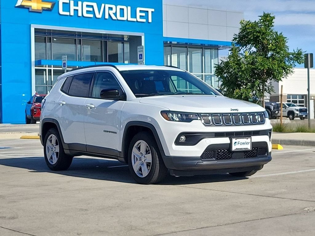 Used 2022 Jeep Compass Latitude with VIN 3C4NJCBB7NT192420 for sale in Broomfield, CO