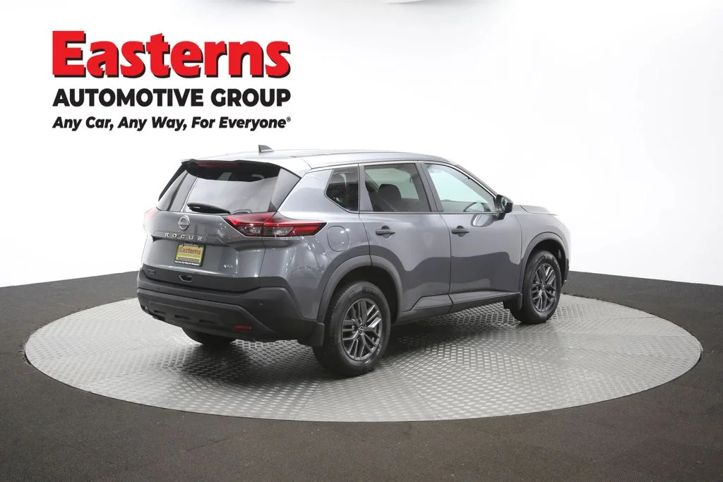 Used 2023 Gray Nissan S image 41