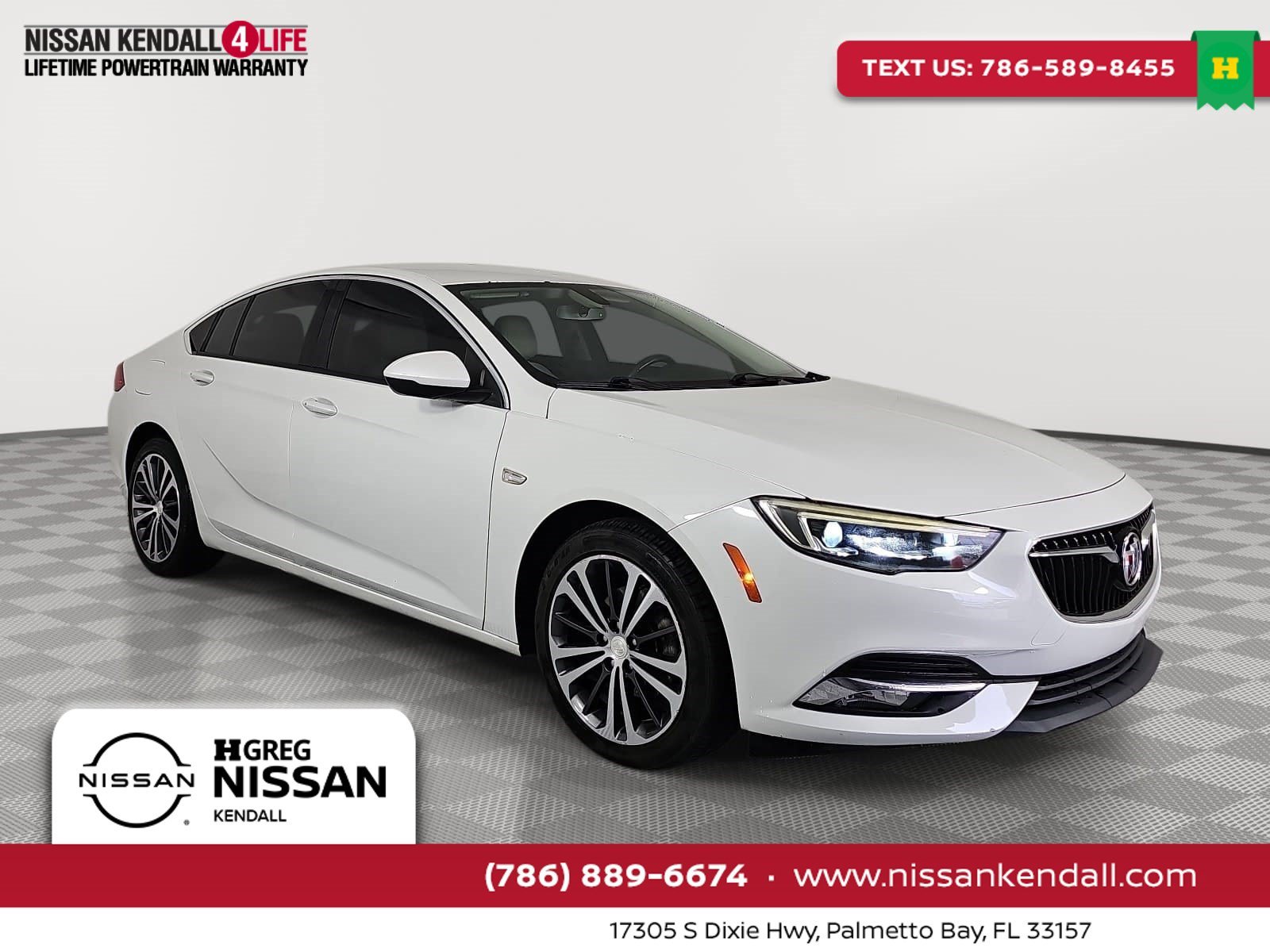 Used 2018 White Buick Essence image 1