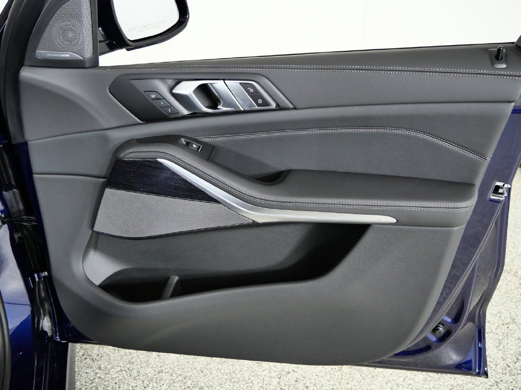 2026 BMW X7 40i - Photo 19