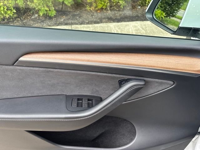 Used 2023 White Tesla Long Range image 15