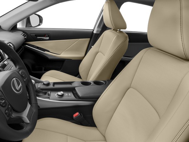 Used 2016  Lexus 200t image 9