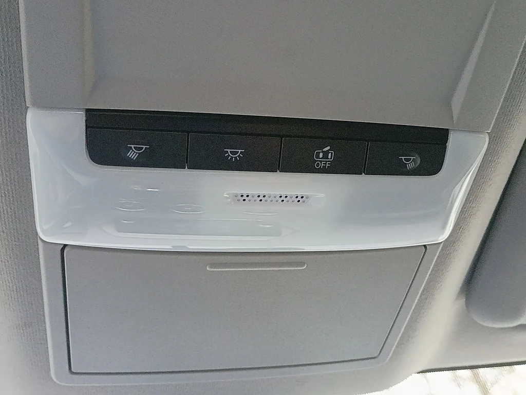Used 2025 Super Black Nissan S image 22