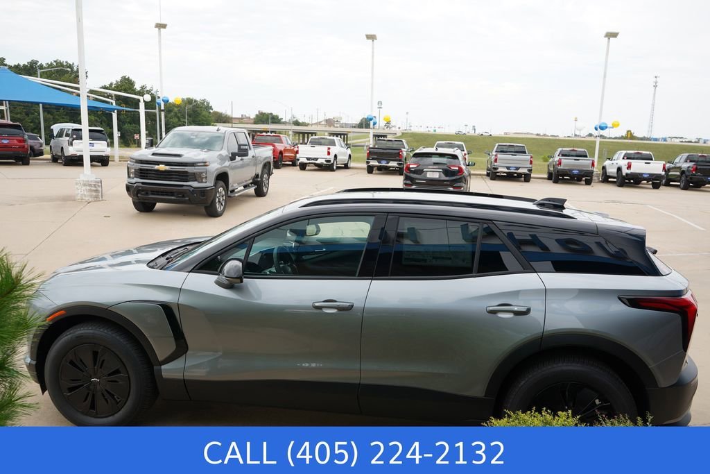 2025 Chevrolet Blazer EV LT - Photo 12