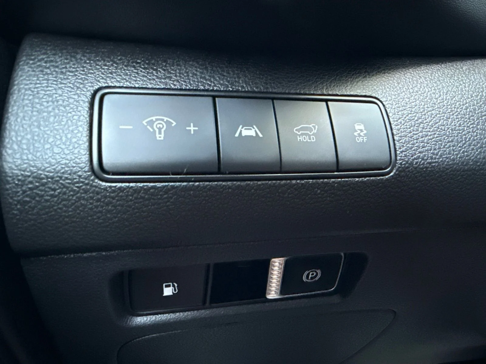 Used 2023 Gray Hyundai SEL Convenience image 23