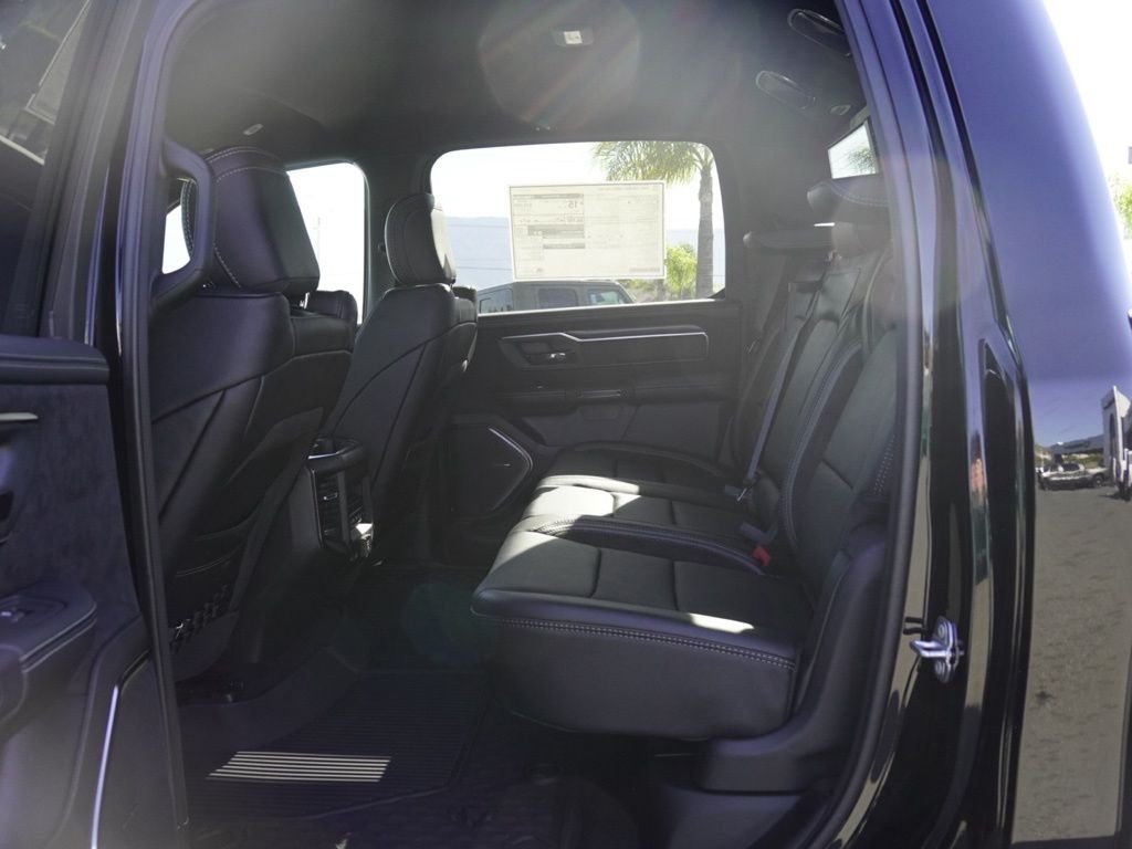 New 2026 Diamond Black Crystal Pearl-Coat Exterior Paint RAM RHO image 20