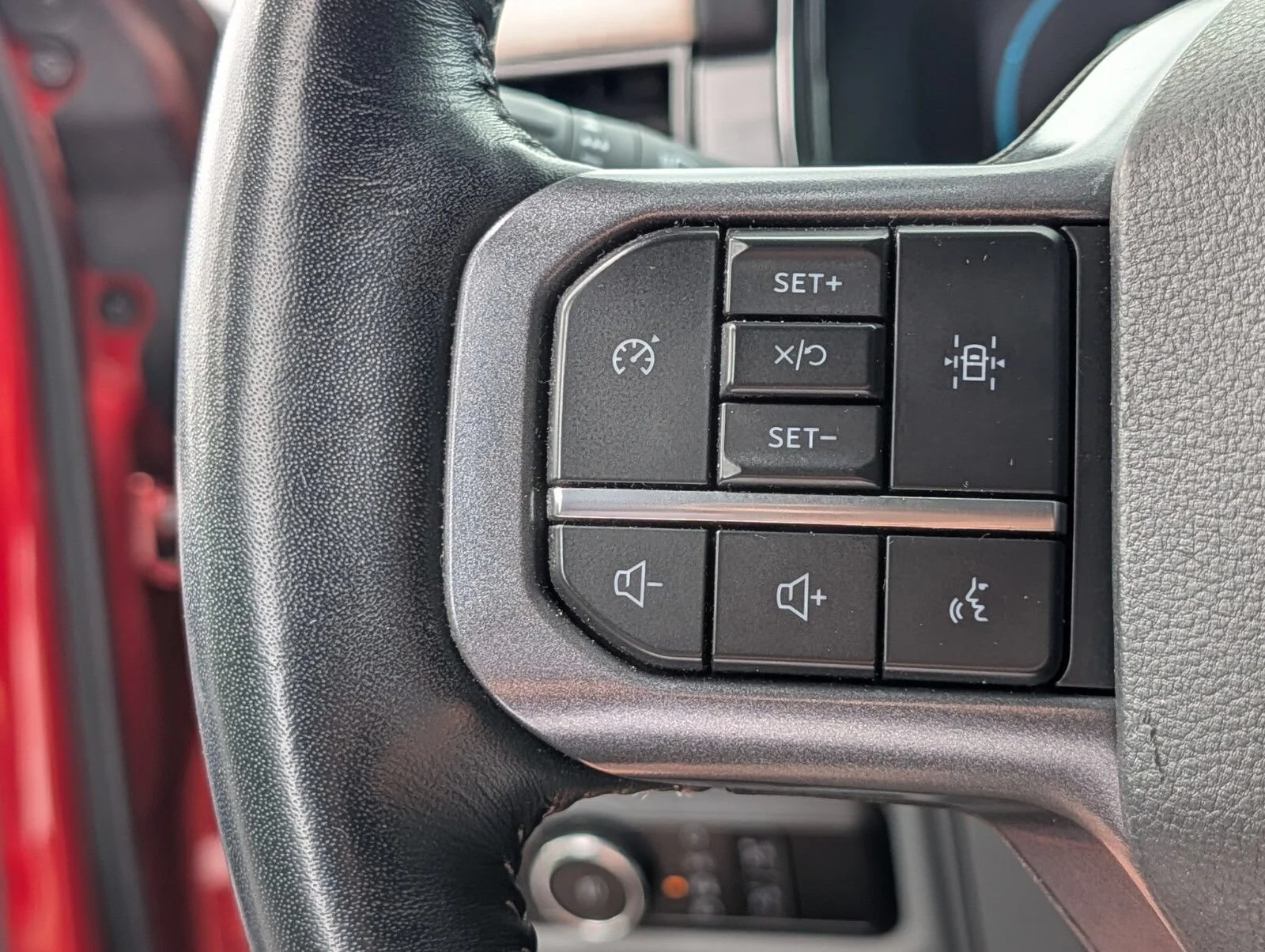 Used 2023 Red Ford LARIAT image 29