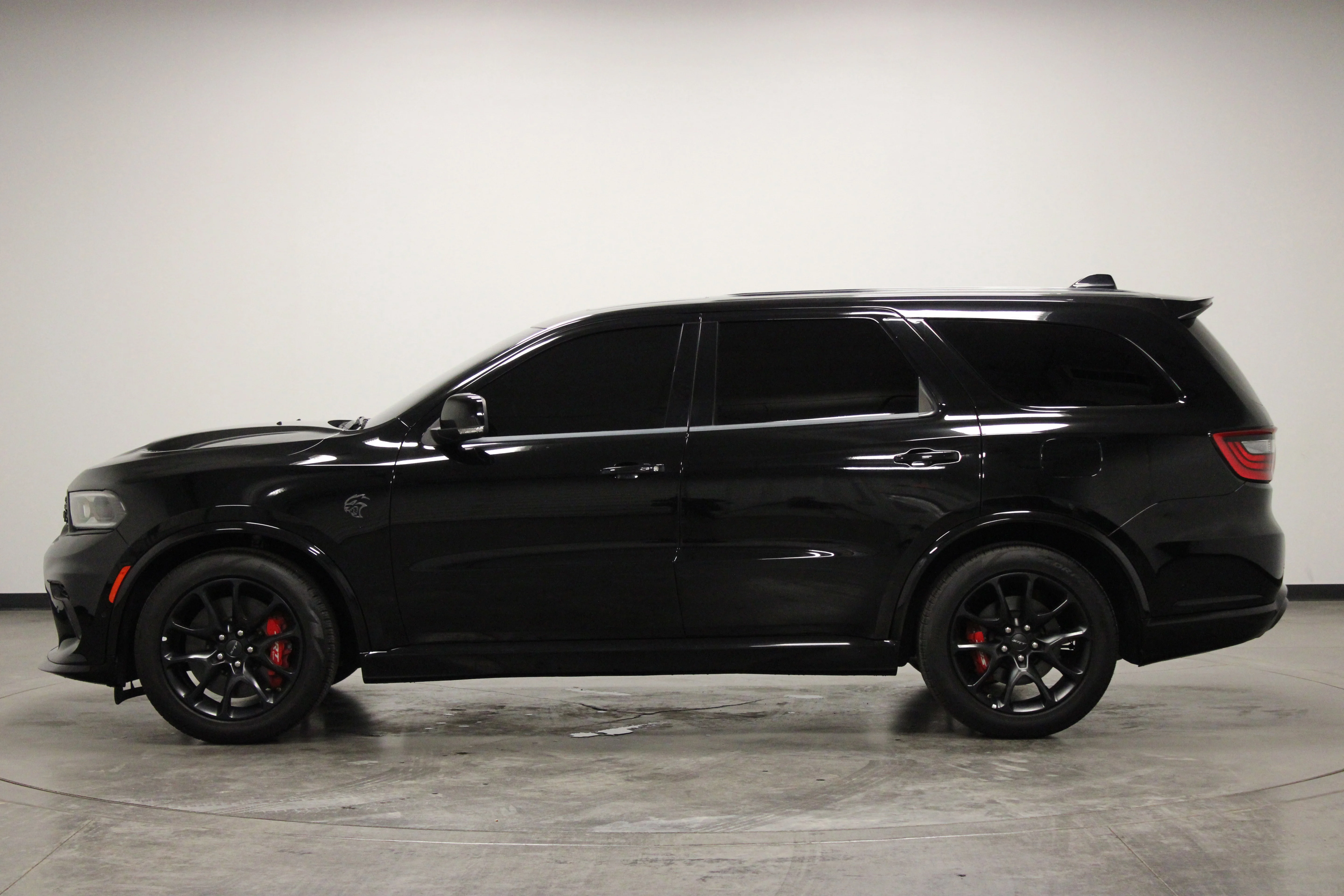 Used 2023 DB Black Crystal Clearcoat Dodge SRT Hellcat image 5