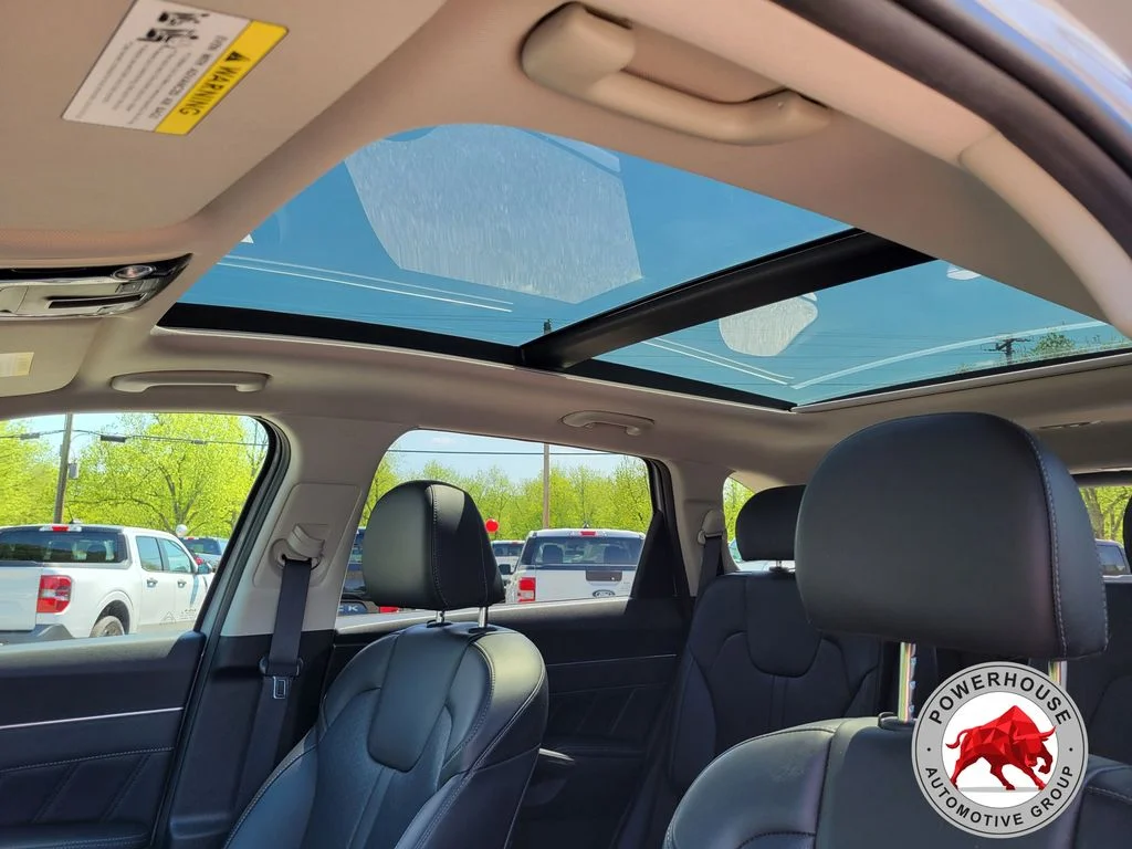 Used 2023 Gray Kia SX image 26