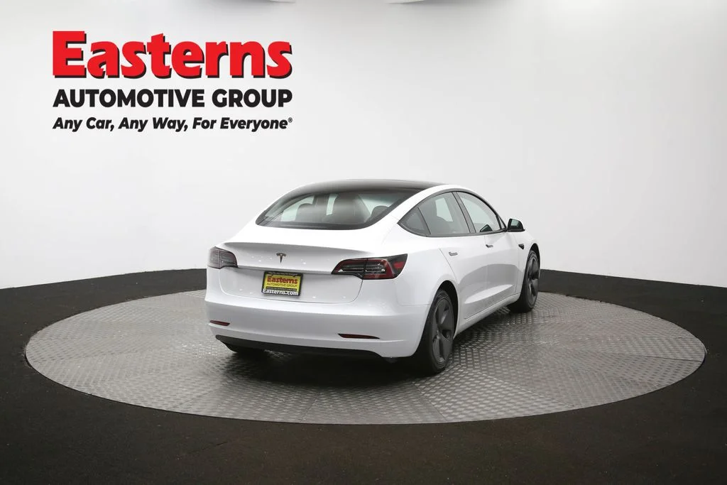 Used 2023 White Tesla Base image 33