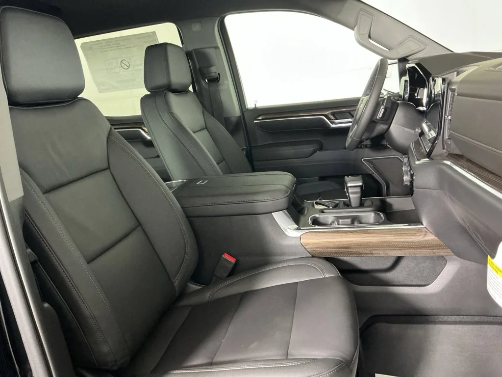 New 2026 Black Chevrolet LT image 10