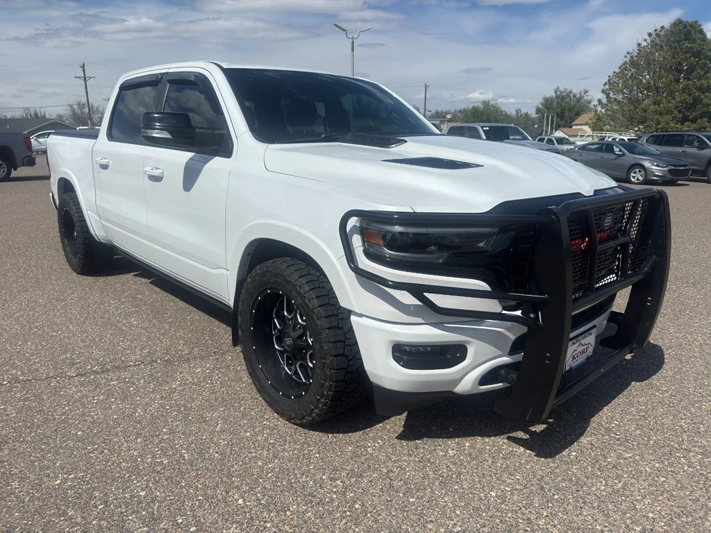 Used 2022 Ivory White Tri-Coat Pearlcoat Ram Limited image 4