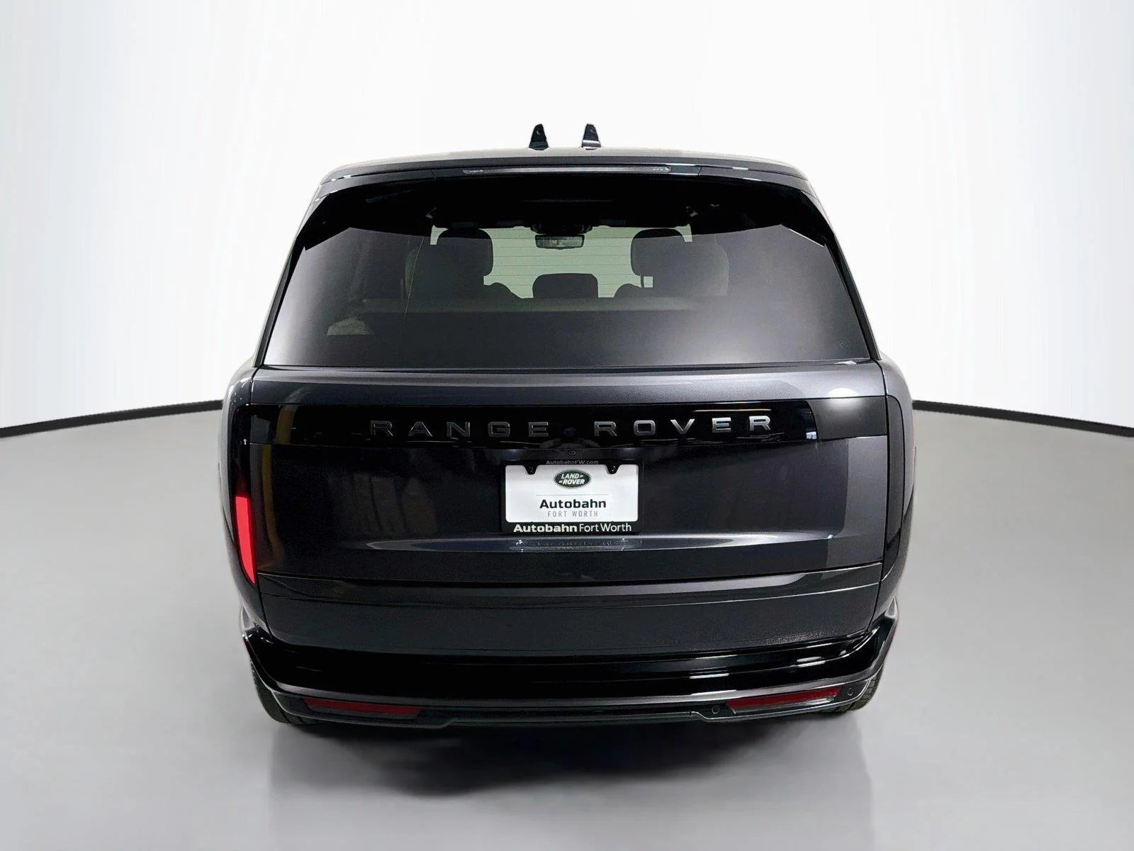 New 2027 Carpathian Grey Land Rover SE image 6