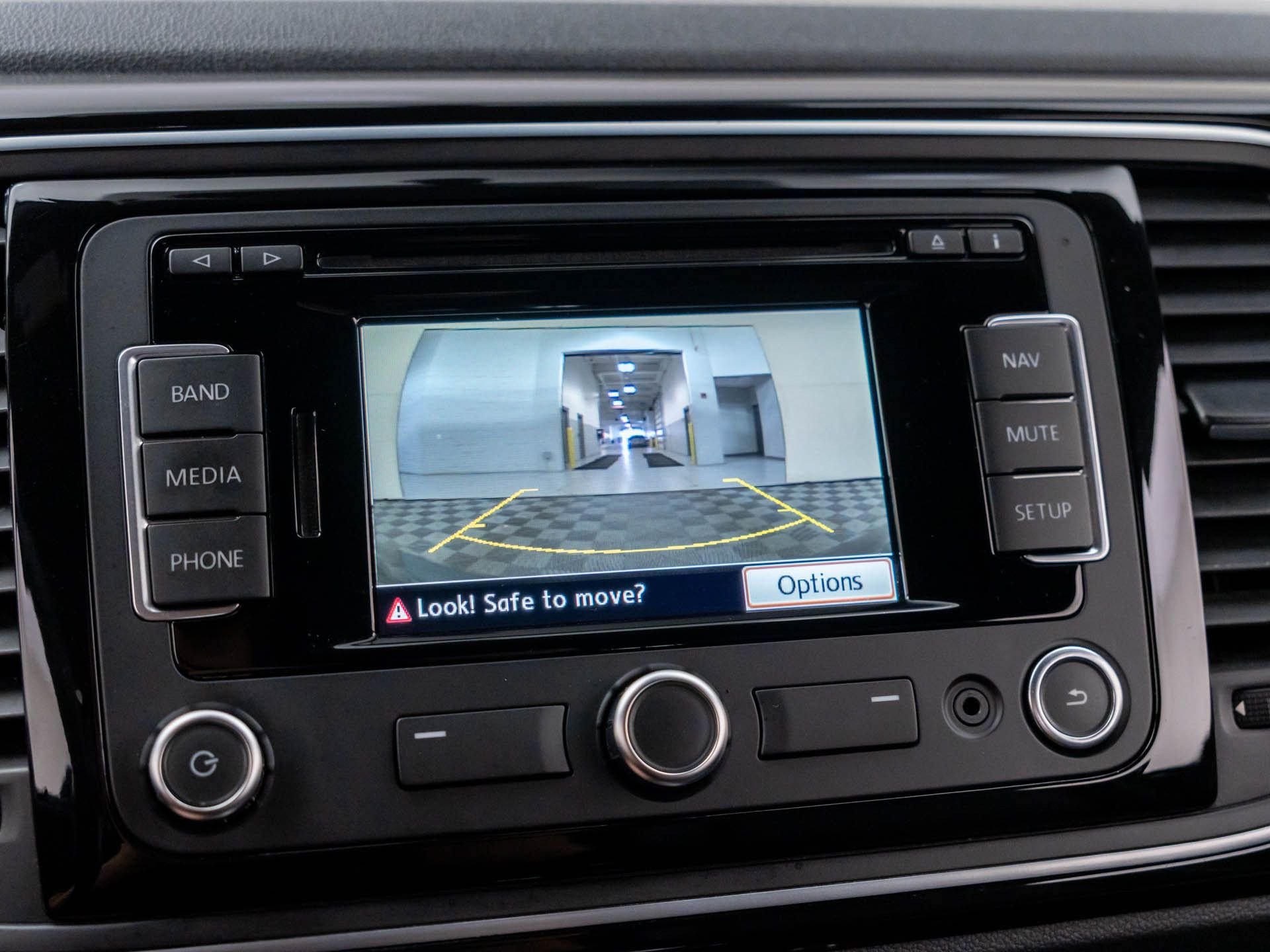 Used 2015 Black Volkswagen 1.8T image 19