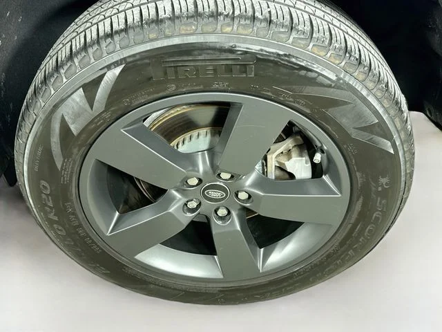 Certified Used 2024 Eiger Grey Metallic Land Rover S image 33