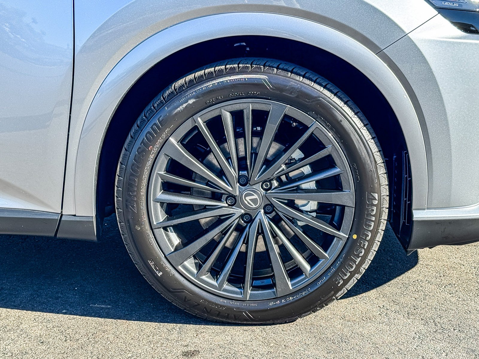 New 2026 Iridium Lexus RX 450h+ PREMIUM AWD image 10