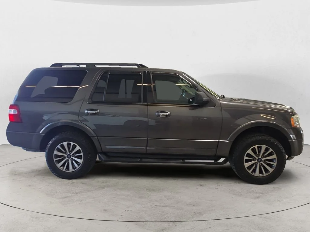 Used 2015 Gray Ford XLT image 7