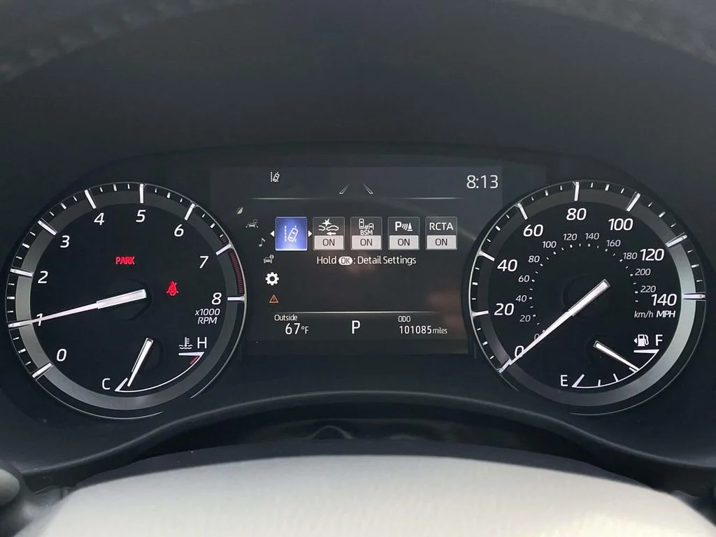 2020 Toyota Highlander Limited - Photo 14