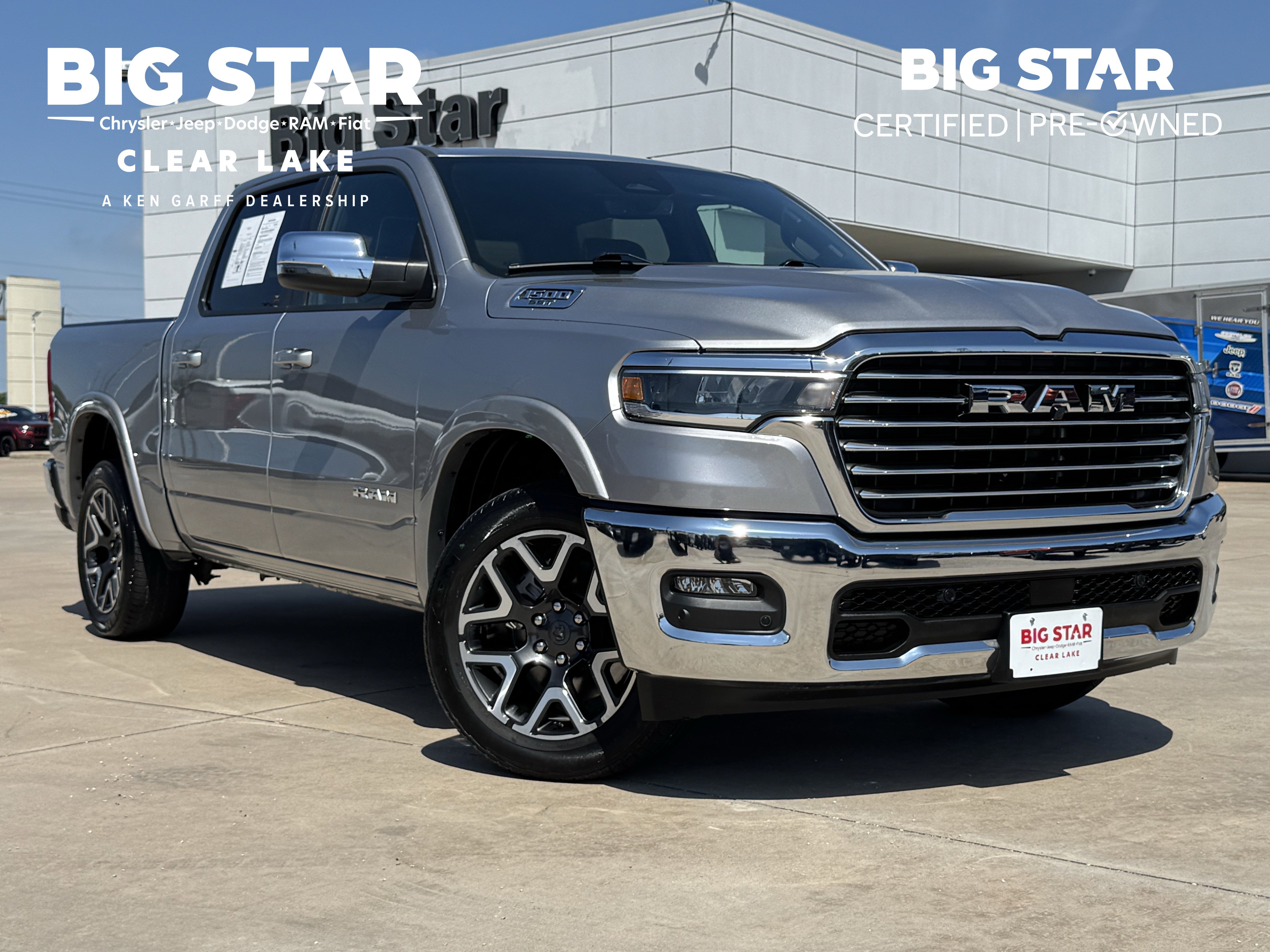 2025 RAM 1500 Laramie 4x4 Crew Cab 5'7's photo