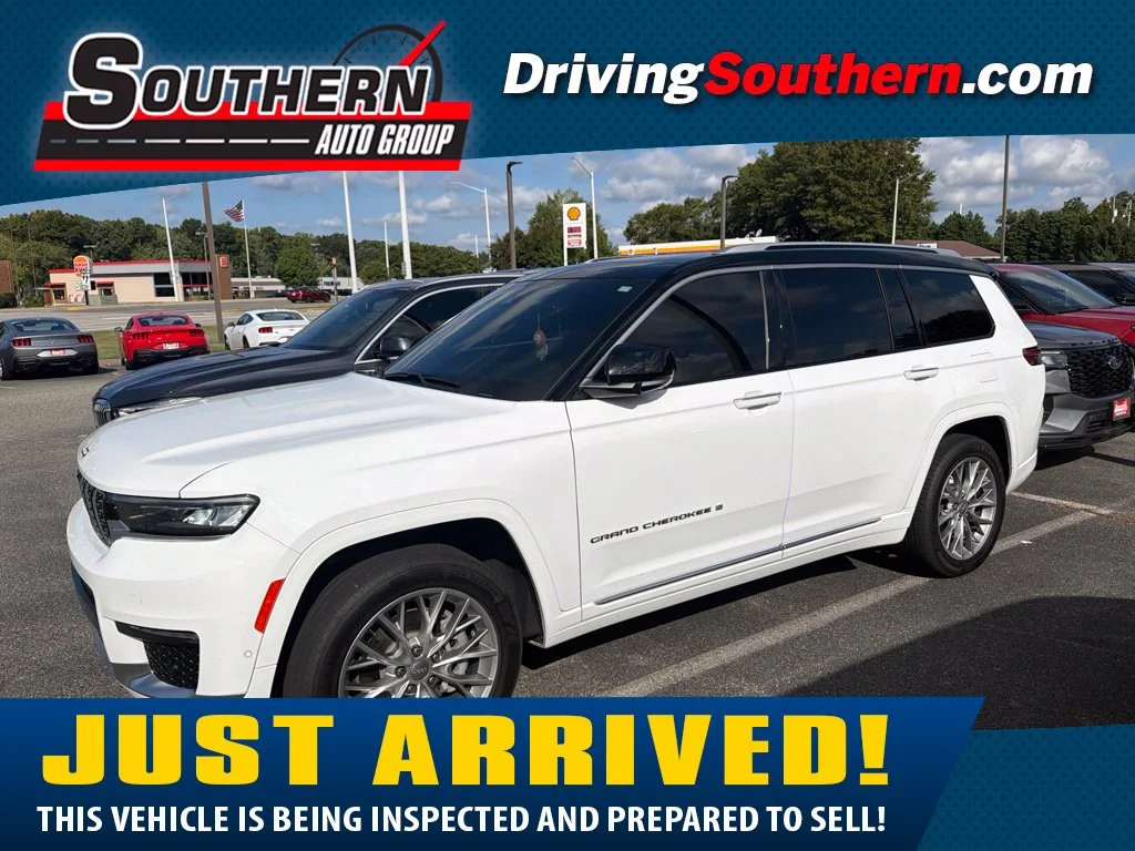 Certified Used 2024 White Jeep Summit image 1