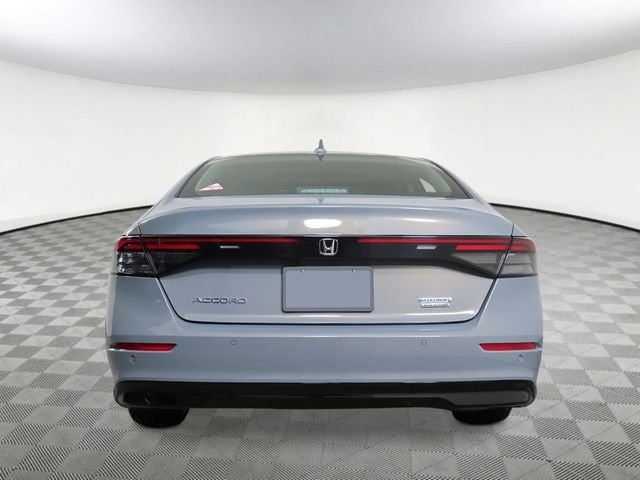 New 2026 Urban Gray Pearl Honda Touring image 4
