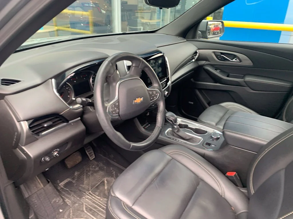 Used 2023 Sterling Gray Metallic Chevrolet LT Leather image 7