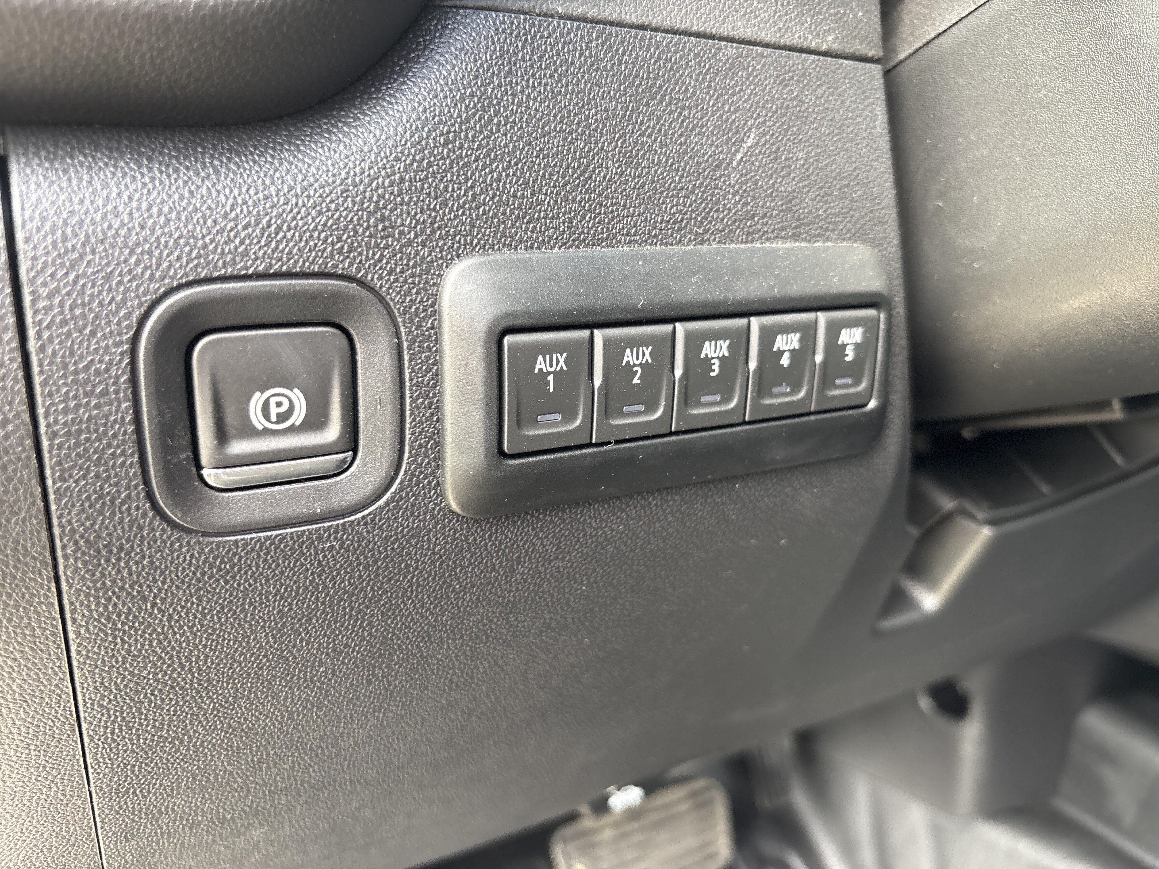2026 GMC Sierra 3500HD Pro - Photo 18