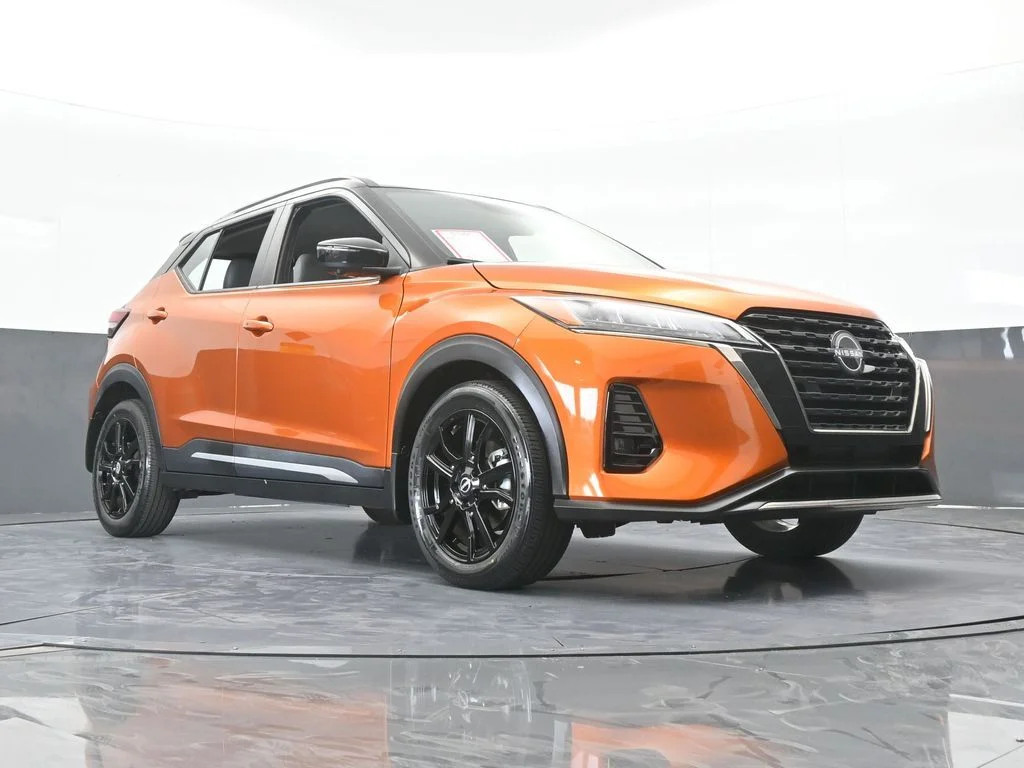 Used 2023 Monarch Orange Metallic/Super Black Nissan SR image 65