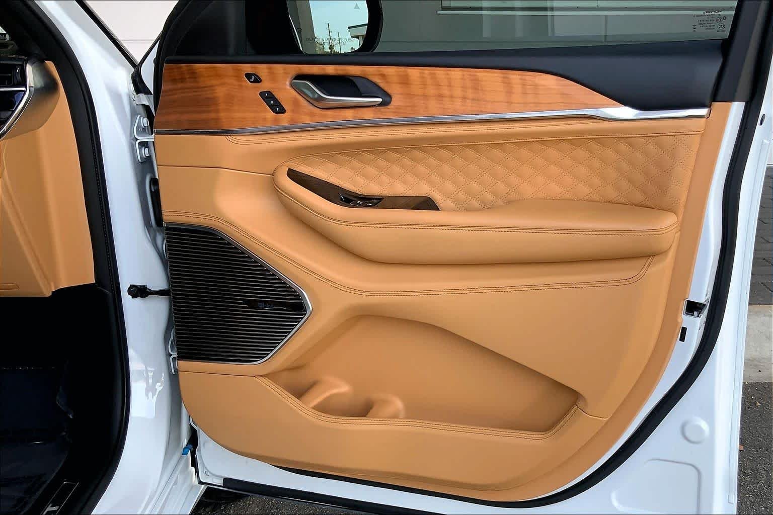 2023 Jeep Grand Cherokee L Summit Reserve - Photo 23