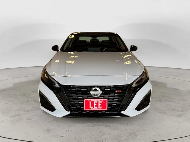 New 2026 Gray Nissan 2.5 SR image 9
