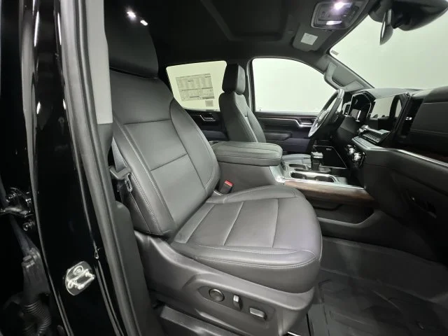 New 2026 Onyx Black GMC SLT image 29