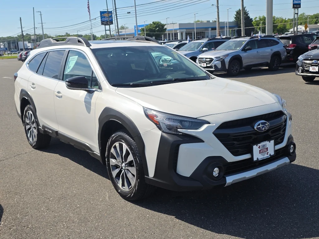 2025 Subaru Outback Limited - Photo 9