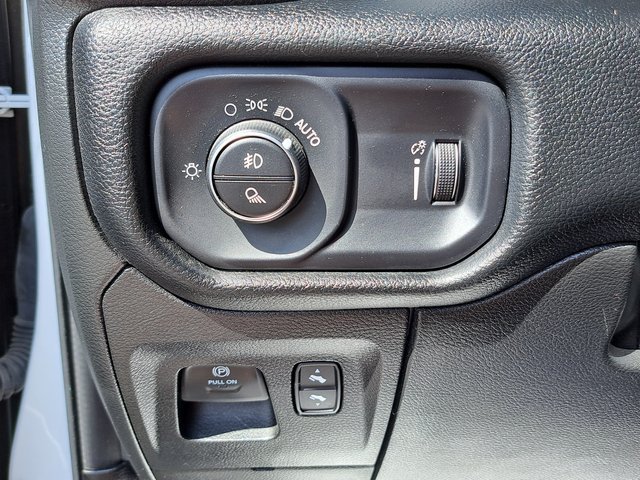 Used 2022 White Ram Rebel image 12