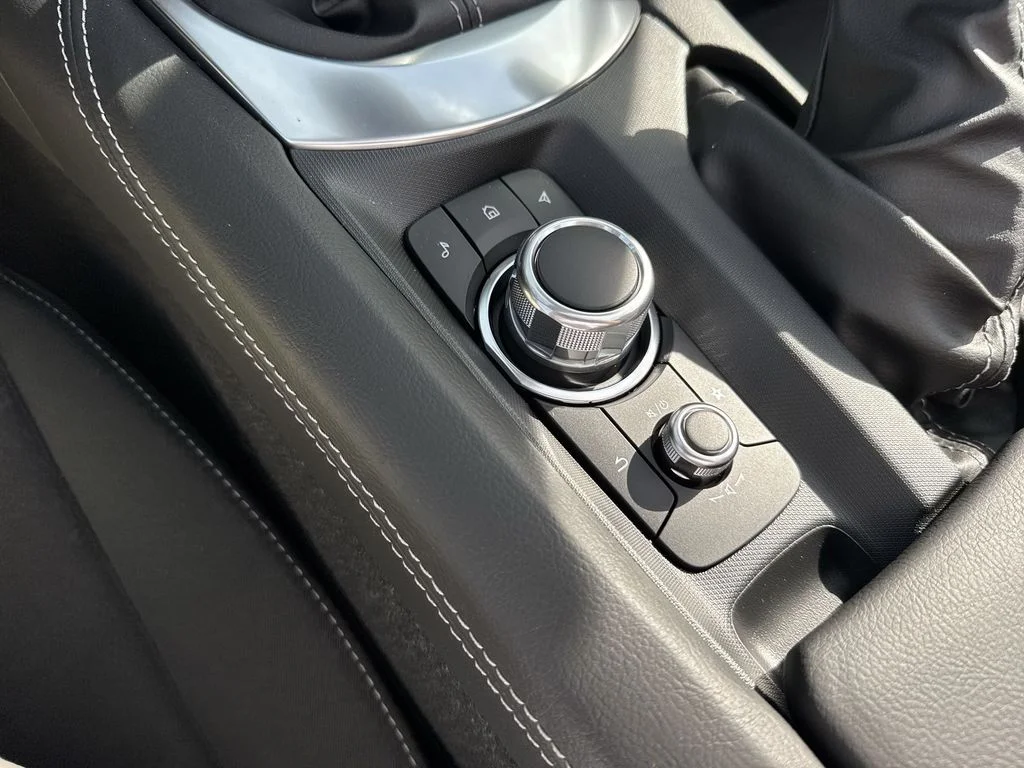 2026 Mazda MX-5 Miata Club - Photo 51