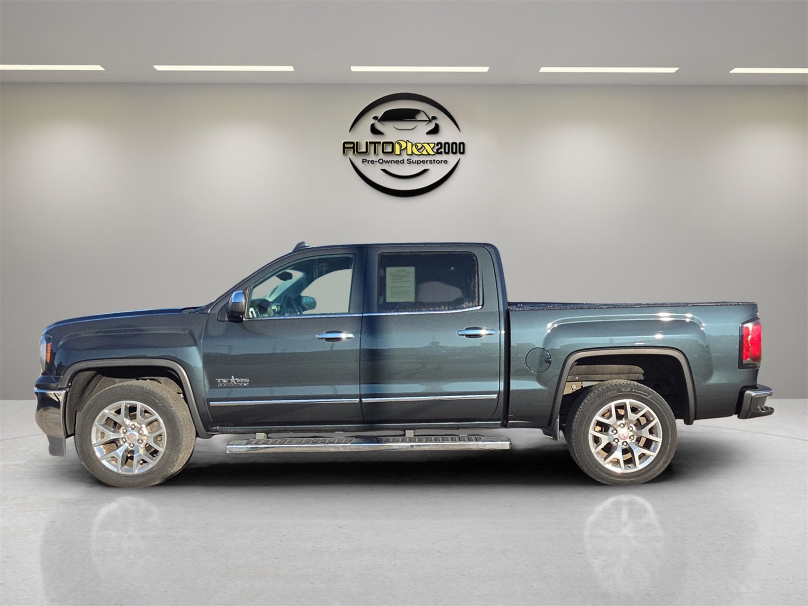 2018 Gmc Sierra 1500 SLT photo 4