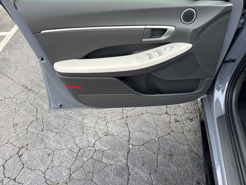 New 2026 Blue Hyundai SEL Sport image 10