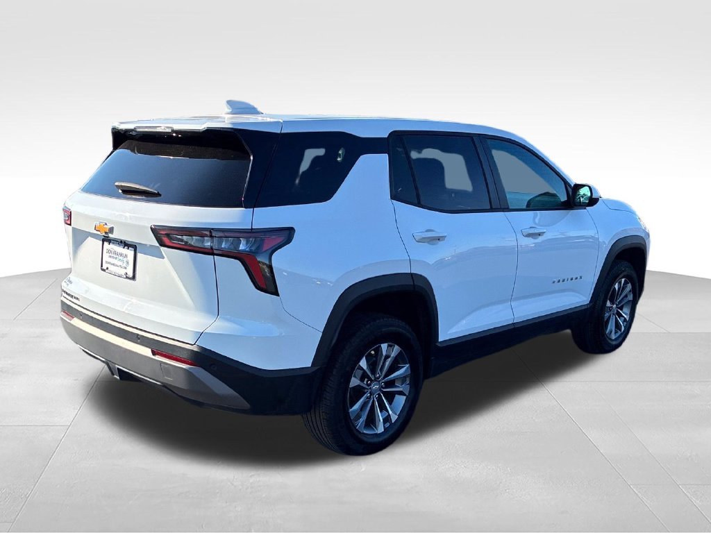 Used 2025 White Chevrolet LT image 5
