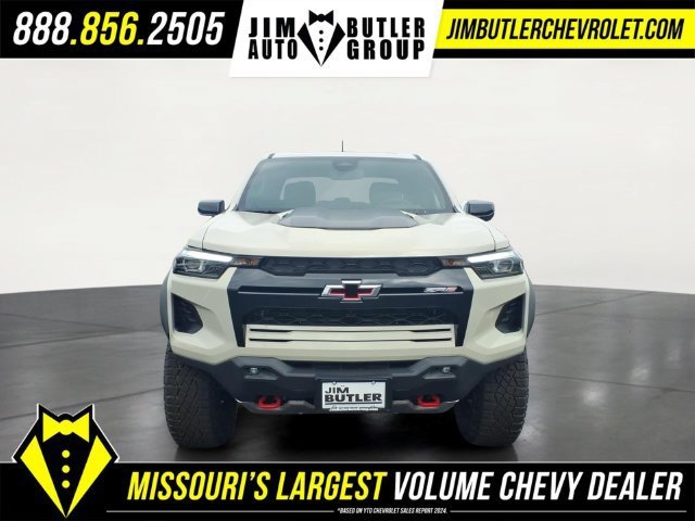 New 2026 White Sands Chevrolet ZR2 image 25
